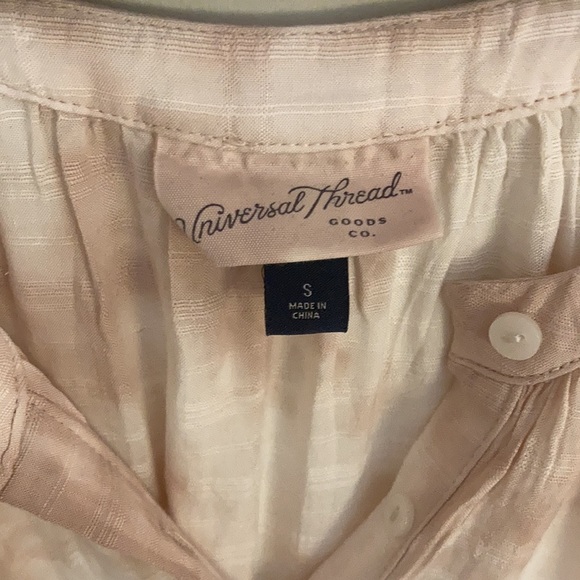 Universal Thread Blouse - Picture 5 of 5